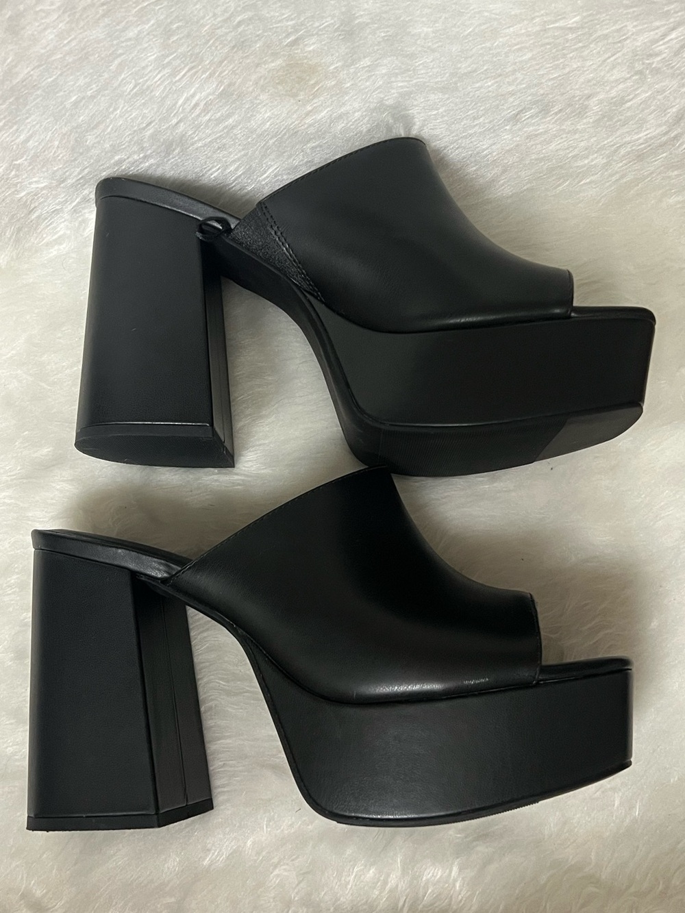 torrid Black Platform Mule Heels - Picture 5 of 10